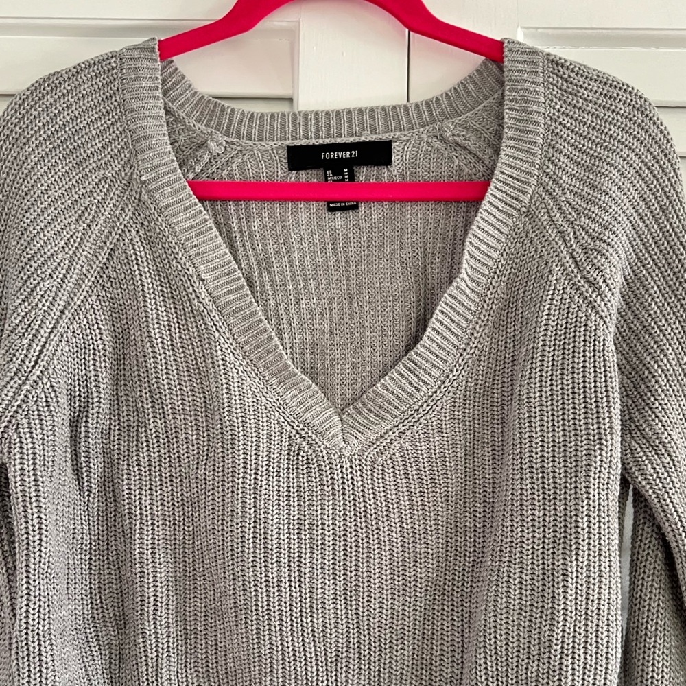 Cropped Sweater - Picture 3 of 5